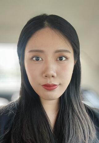 Headshot of Zhaowei Li